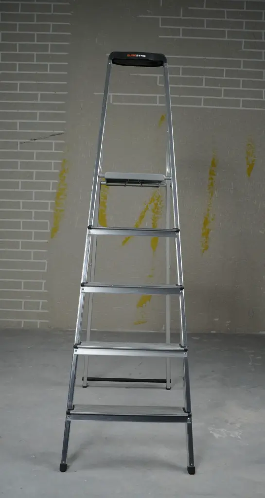 AAG09252.webp