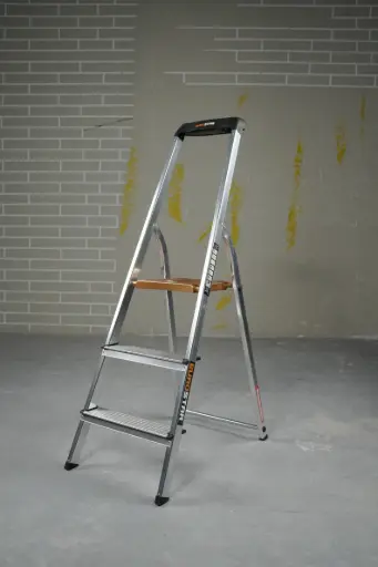 703
